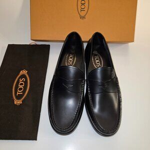 Tod's Mocassino Slip On Penny Loafers